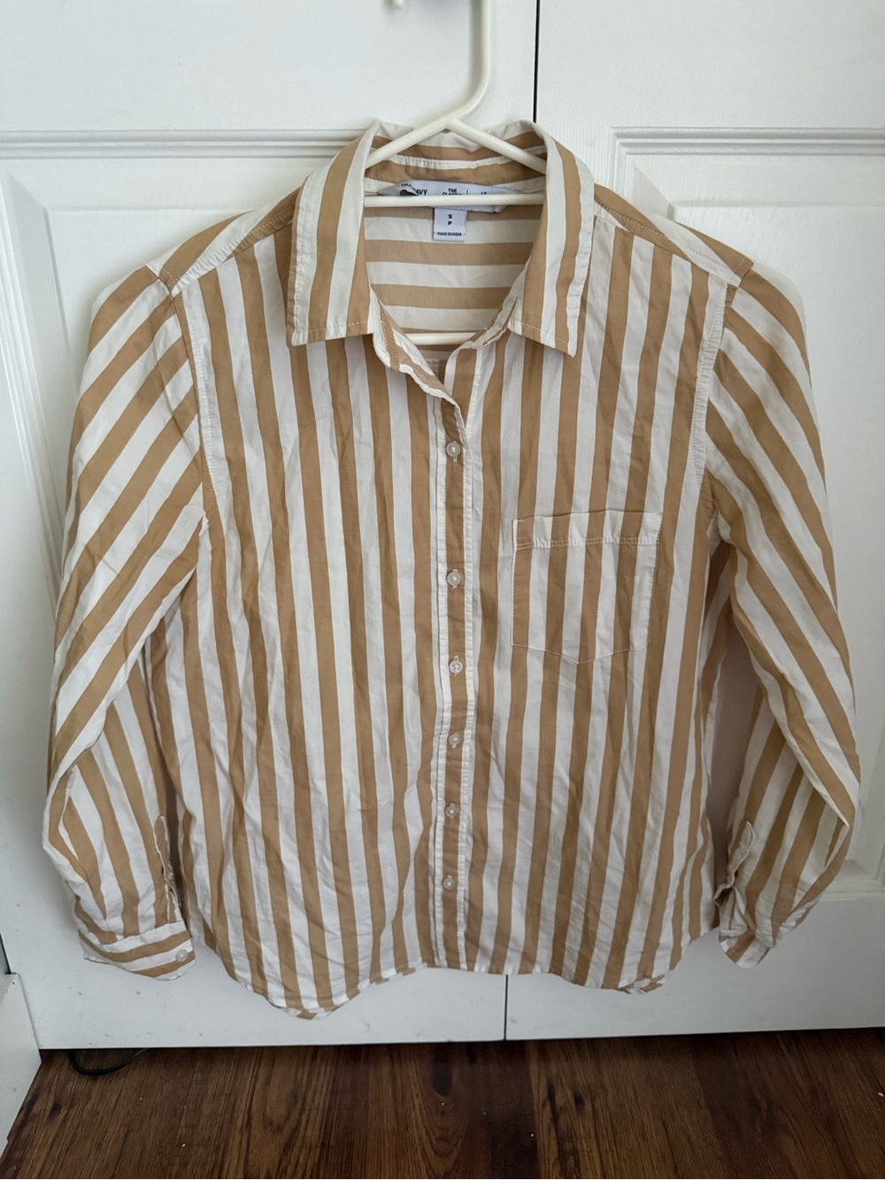 Old Navy Beige and White Vertical Stripe Button-Down Shirt 100% cotton